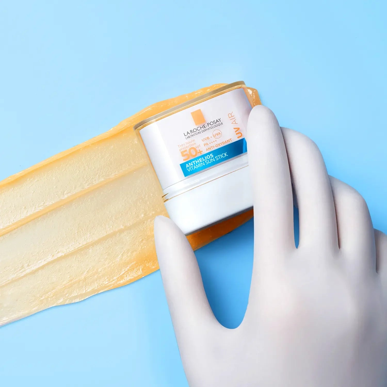LA ROCHE POSAY ANTHELIOS UVAIR sunscreen stick SPF50+ 1 u