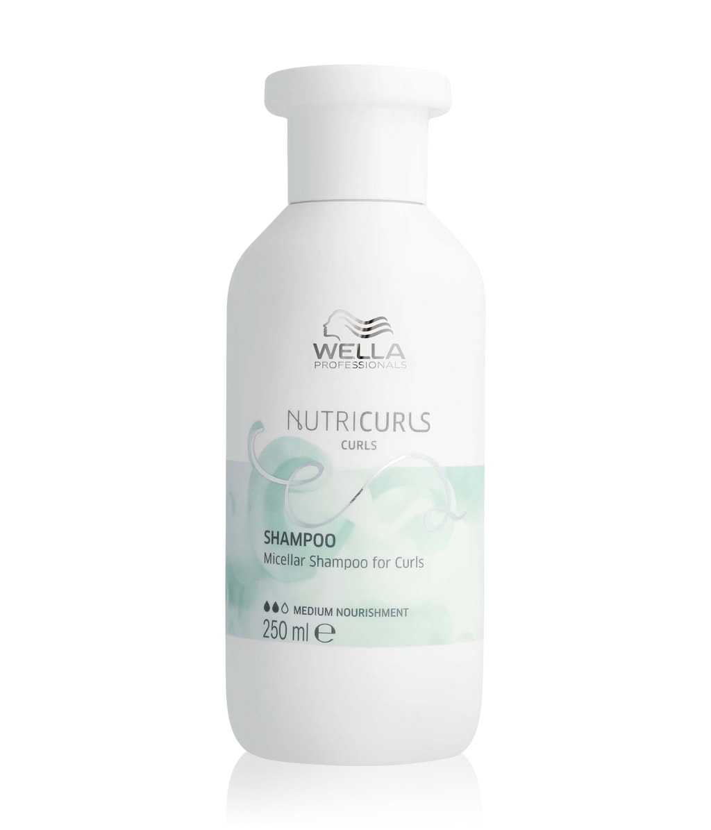 WELLA PROFESSIONALS NUTRICURLS Micellar Shampoo for Hair with Curls and Waves 250 ml