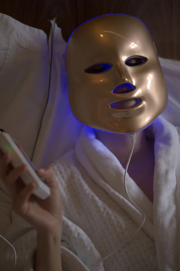 PALOMA BEAUTIES GOLD LED LIGHT THERAPY led facial mask 1 u