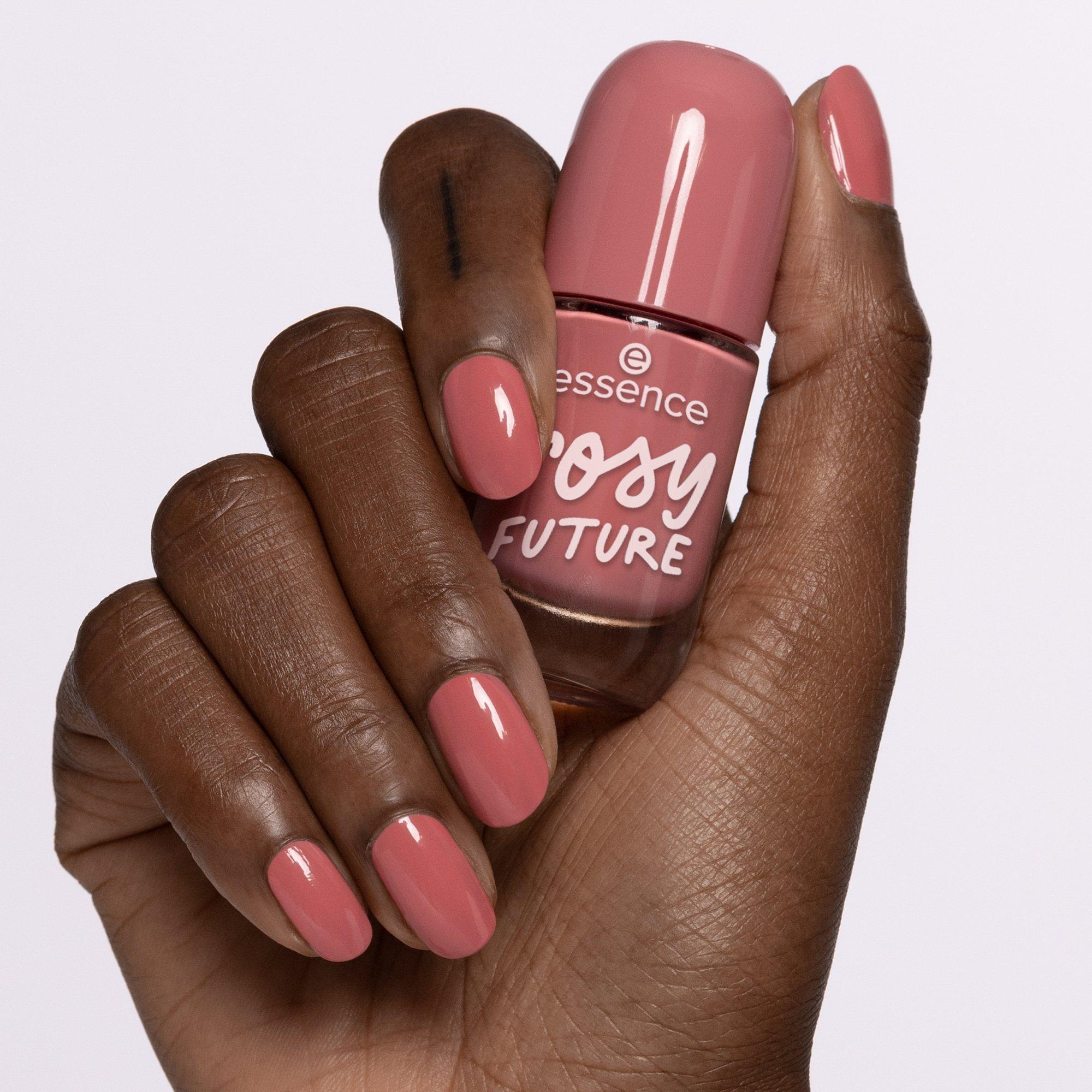 ESSENCE GEL NAIL POLISH nail polish #26-Rubies Are Forever 8 ml