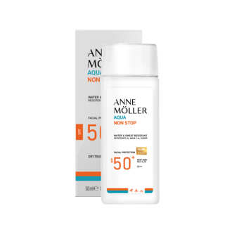 ANNE MÖLLER AQUA NON STOP water and sweat resistant glow fluid SPF50+ 75 ml