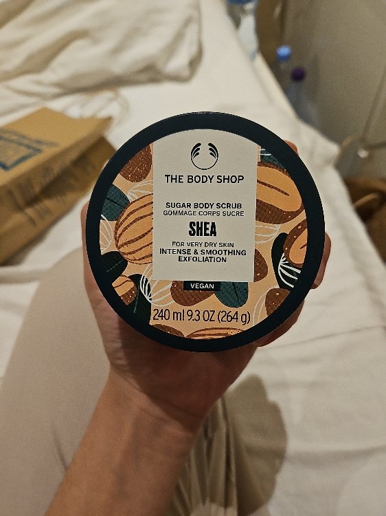 THE BODY SHOP SHEA body scrub 250 ml