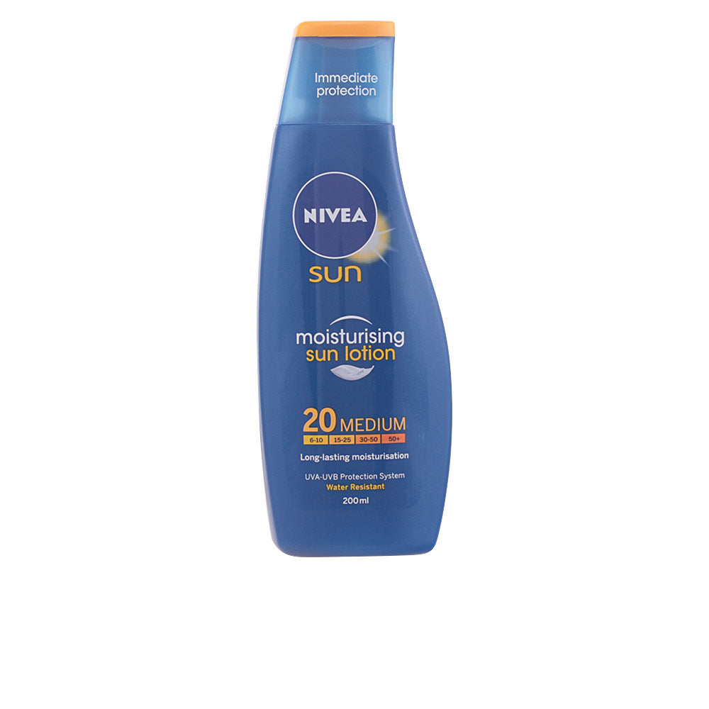 NIVEA SUN PROTECTS&amp;HYDRATES milk SPF20 200 ml