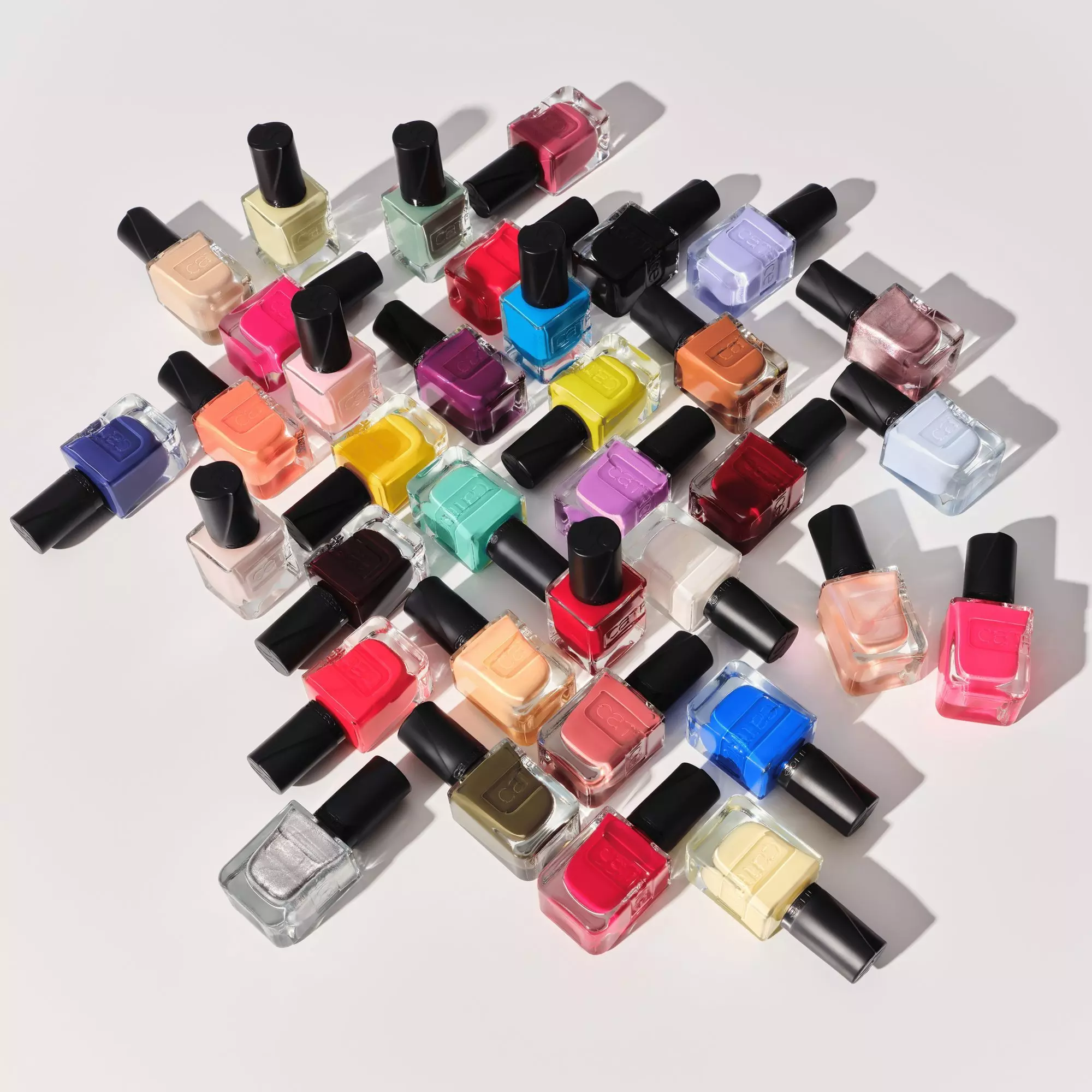 CATRICE GEL AFFAIR nail polish #037-Black To The Roots 10.5 ml