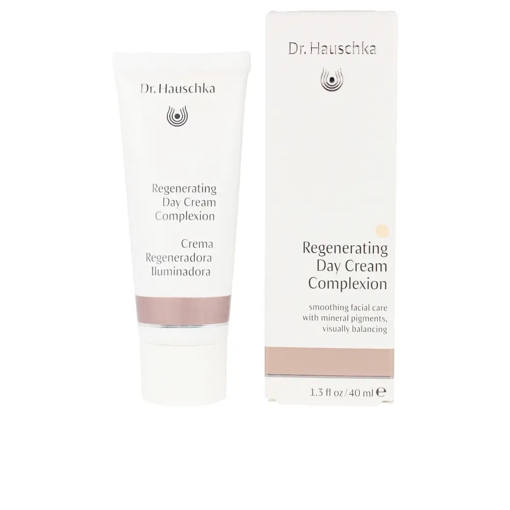 DR. HAUSCHKA Illuminating regenerating cream 40 ml
